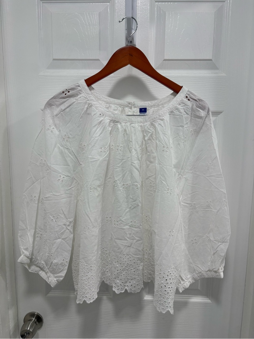 Old Navy White Eyelet Peasant Top